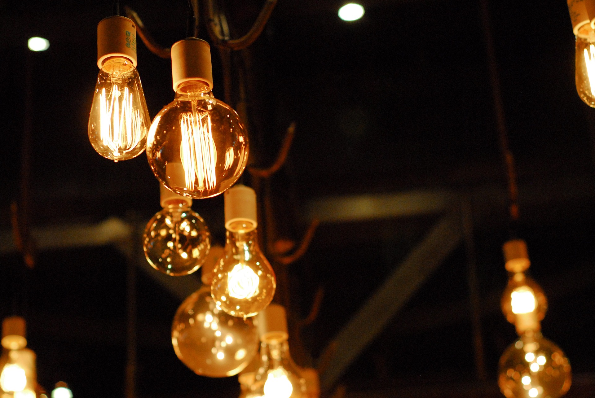 impianti_elettrici_lampadine